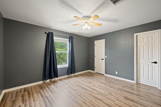 208 Settlers Valley DR, Pflugerville, TX 78660