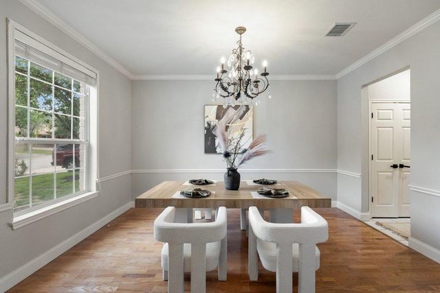 208 Settlers Valley DR, Pflugerville, TX 78660