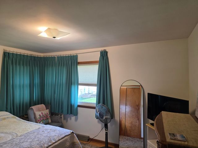 950 Lincoln Street, Hobart, IN 46342