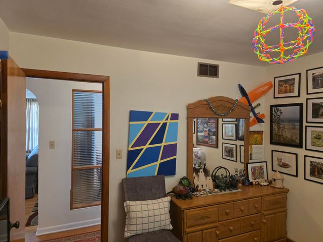 950 Lincoln Street, Hobart, IN 46342
