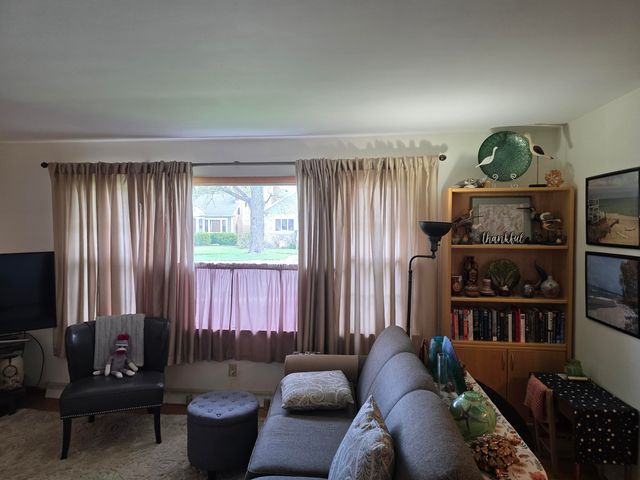 950 Lincoln Street, Hobart, IN 46342
