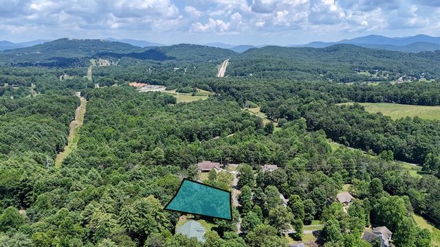 189 Fountain Oaks Drive, Blairsville, GA 30512