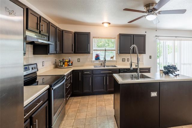 3142 BELLERICAY LANE, Land O Lakes, FL 34638
