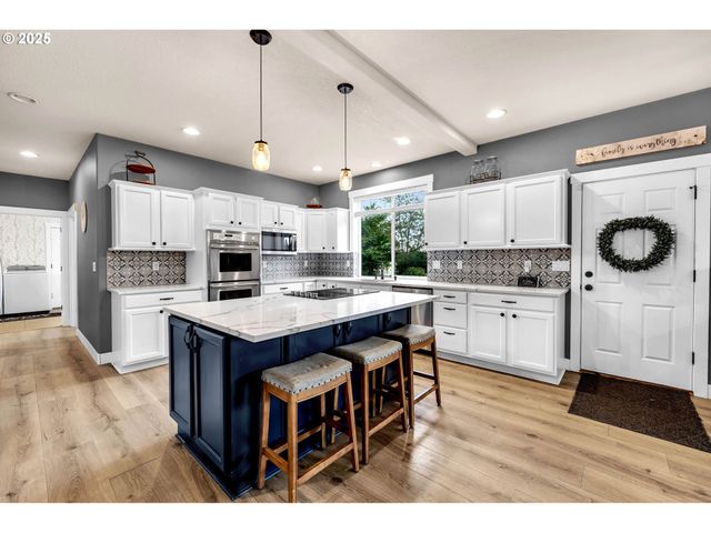 8805 Ne 179TH St, Battle Ground, WA 98604