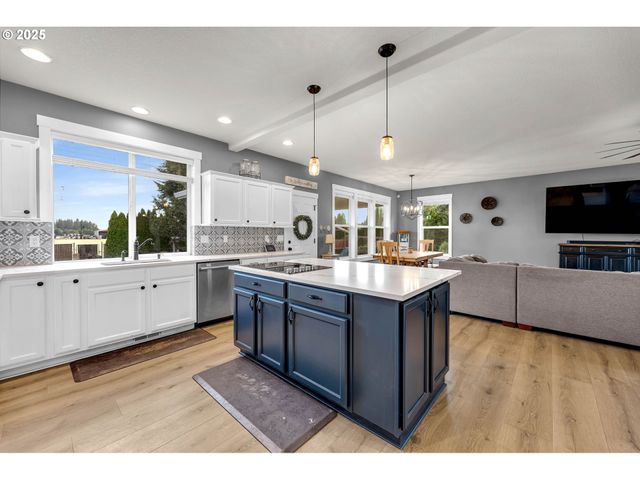 8805 Ne 179TH St, Battle Ground, WA 98604