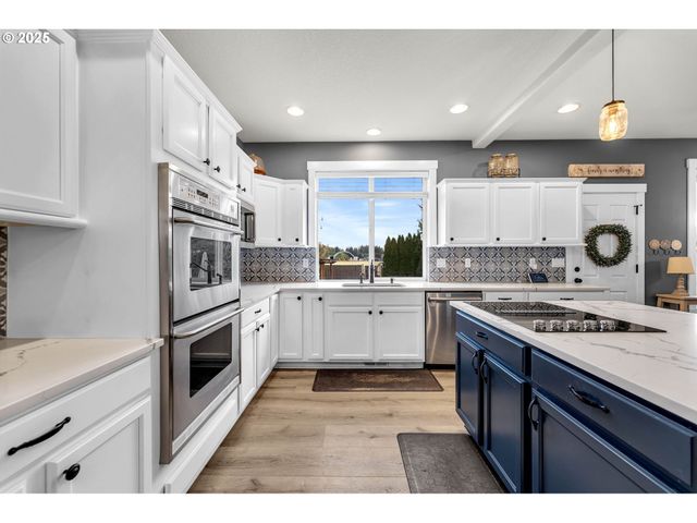 8805 Ne 179TH St, Battle Ground, WA 98604