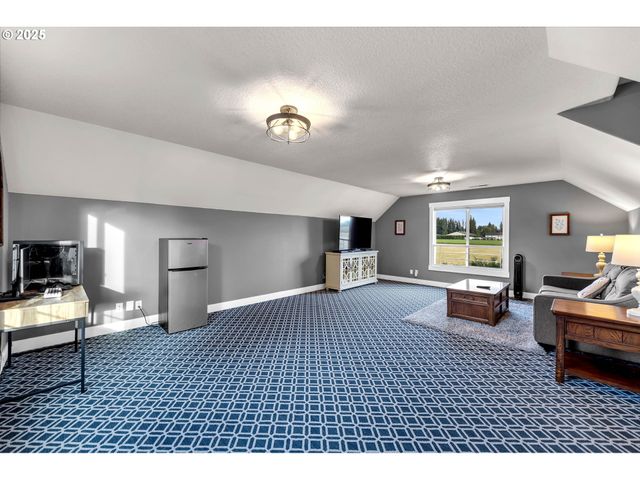 8805 Ne 179TH St, Battle Ground, WA 98604