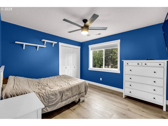 8805 Ne 179TH St, Battle Ground, WA 98604