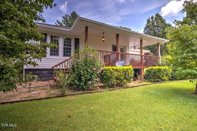 2589 Elizabethton Highway, Johnson City, TN 37601