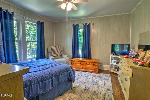 2589 Elizabethton Highway, Johnson City, TN 37601