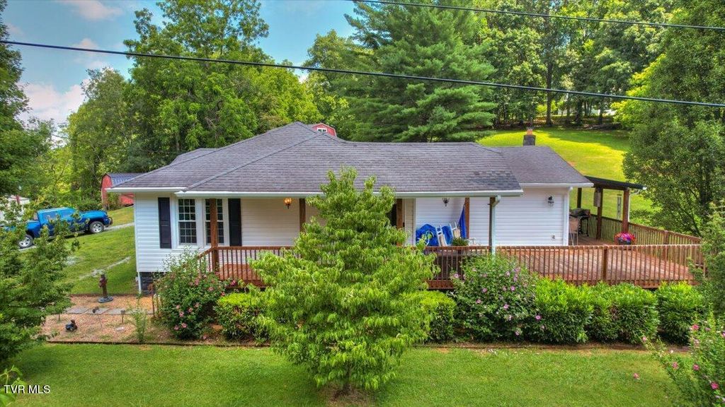 2589 Elizabethton Highway, Johnson City, TN 37601