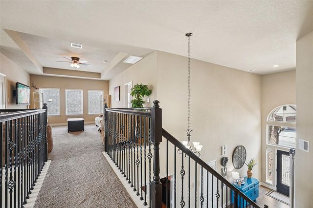 2140 Pioneer PASS, Seguin, TX 78155