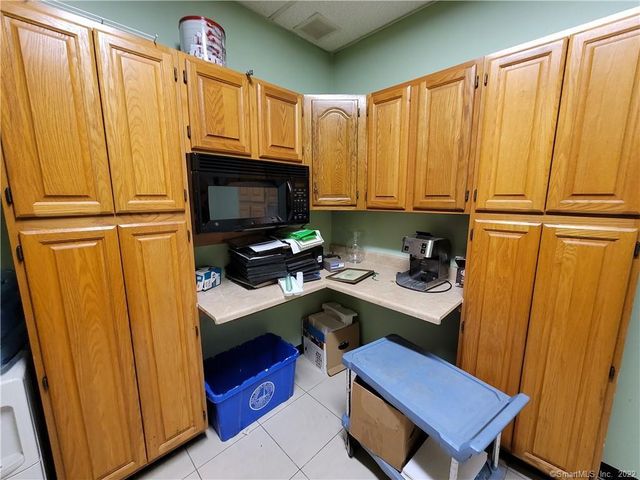 362 Industrial Park Road STE 3, Middletown, CT 06457