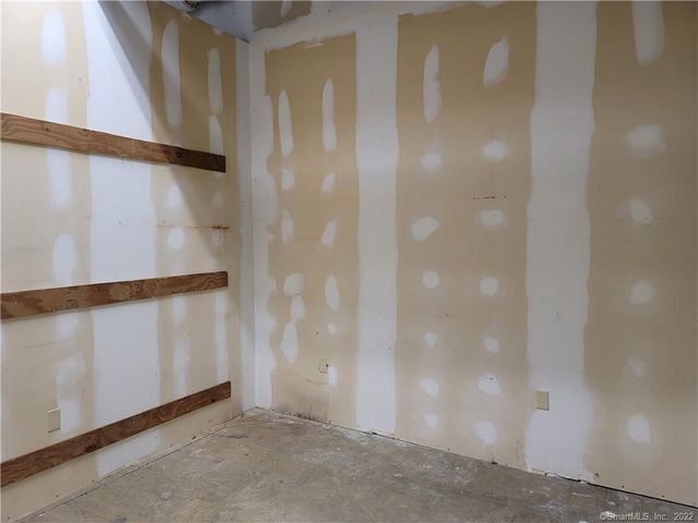 362 Industrial Park Road STE 3, Middletown, CT 06457