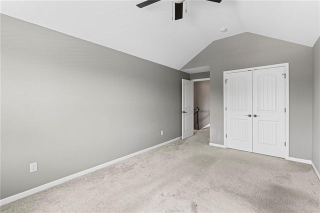 9409 N Ditzler Avenue, Kansas City, MO 64157