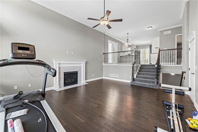 9409 N Ditzler Avenue, Kansas City, MO 64157