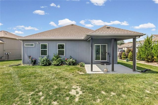 9409 N Ditzler Avenue, Kansas City, MO 64157