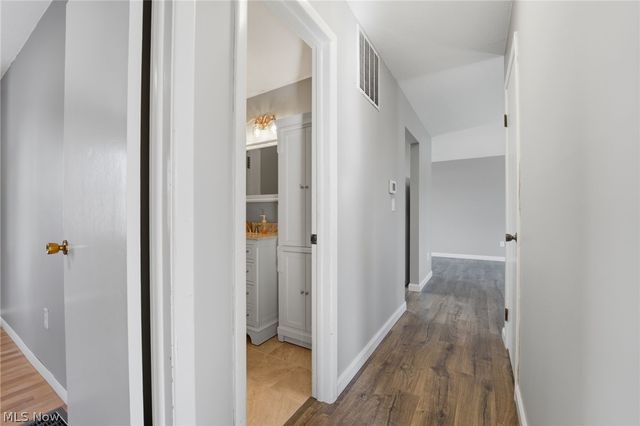 1500 Oldsmar Avenue, Madison, OH 44057