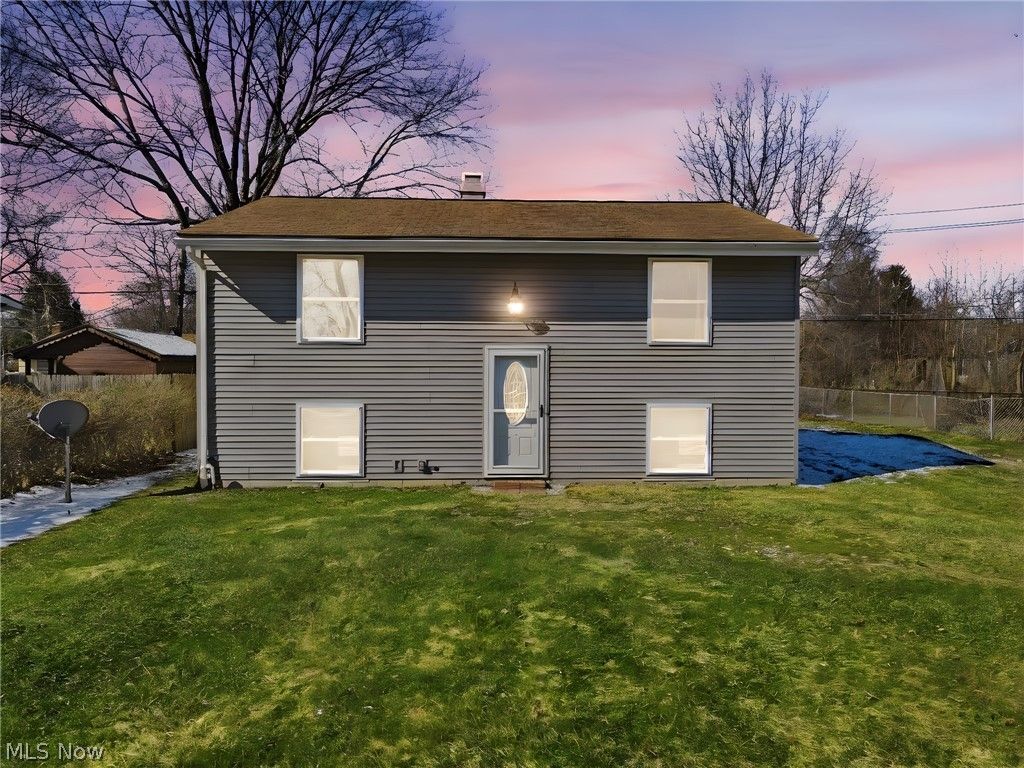 1500 Oldsmar Avenue, Madison, OH 44057