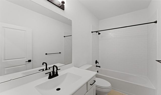 301 Boulden Court, Sealy, TX 77474