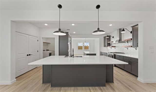 301 Boulden Court, Sealy, TX 77474