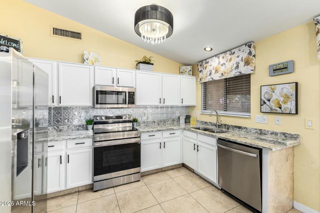 30475 N ROYAL OAK Way, San Tan Valley, AZ 85143