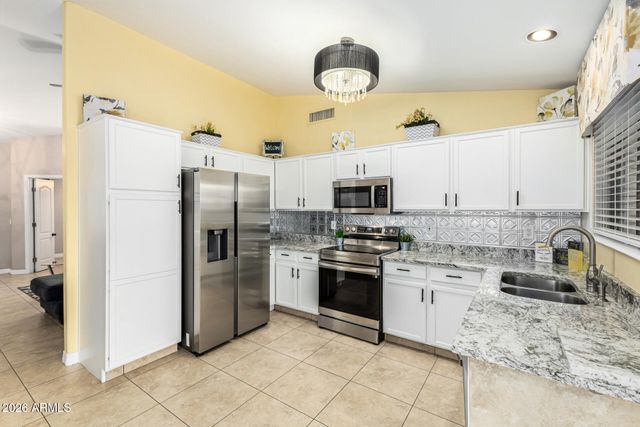 30475 N ROYAL OAK Way, San Tan Valley, AZ 85143