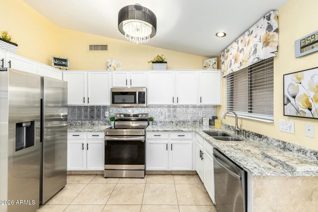 30475 N ROYAL OAK Way, San Tan Valley, AZ 85143