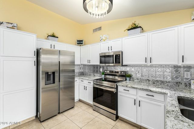 30475 N ROYAL OAK Way, San Tan Valley, AZ 85143