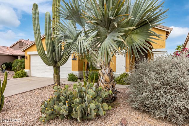 30475 N ROYAL OAK Way, San Tan Valley, AZ 85143