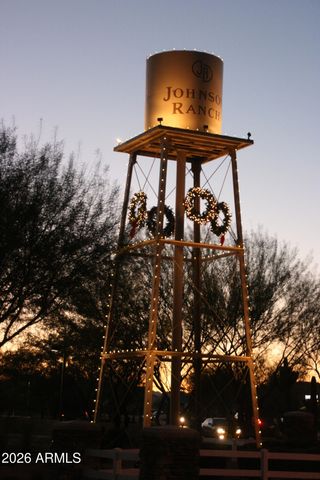 30475 N ROYAL OAK Way, San Tan Valley, AZ 85143