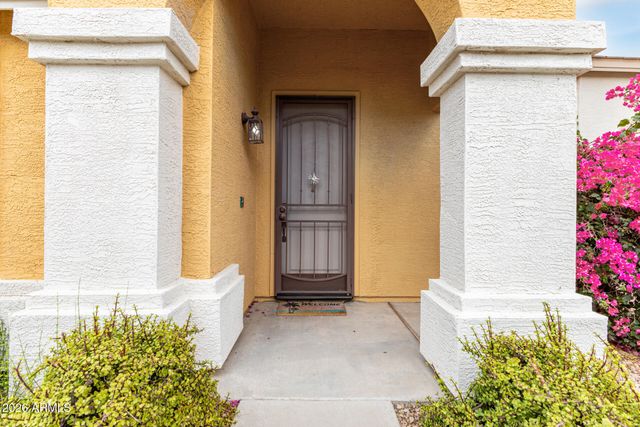 30475 N ROYAL OAK Way, San Tan Valley, AZ 85143