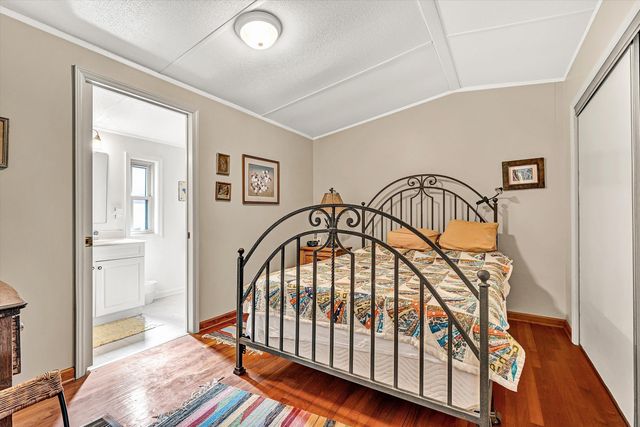 625 Miller Cove RD, Catawba, VA 24070