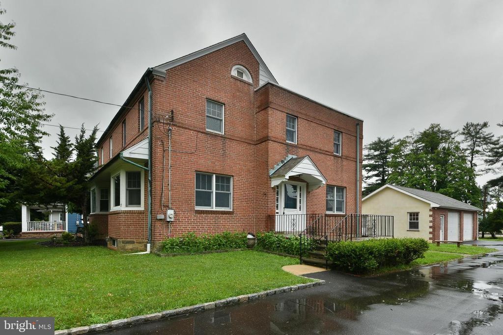27 BYSHER AVE, Flourtown, PA 19031