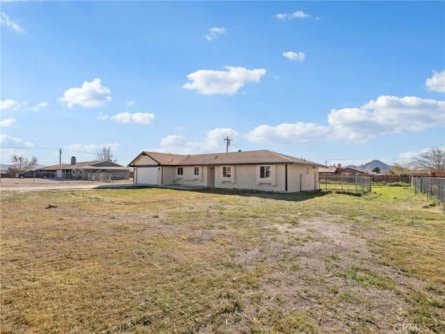 16548 Quinnault, Apple Valley, CA 92307