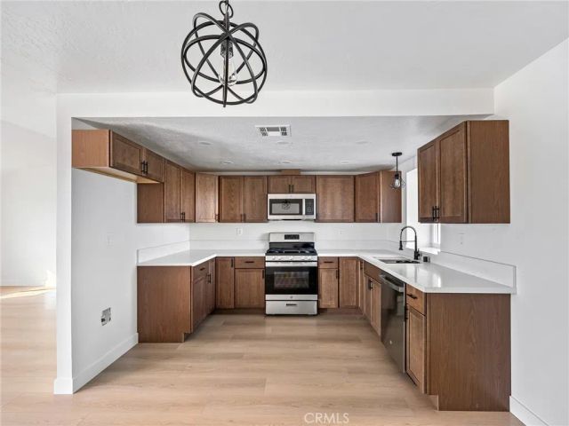 16548 Quinnault, Apple Valley, CA 92307