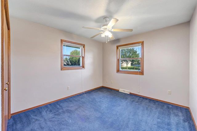 1233 DREWS DRIVE, De Pere, WI 54115