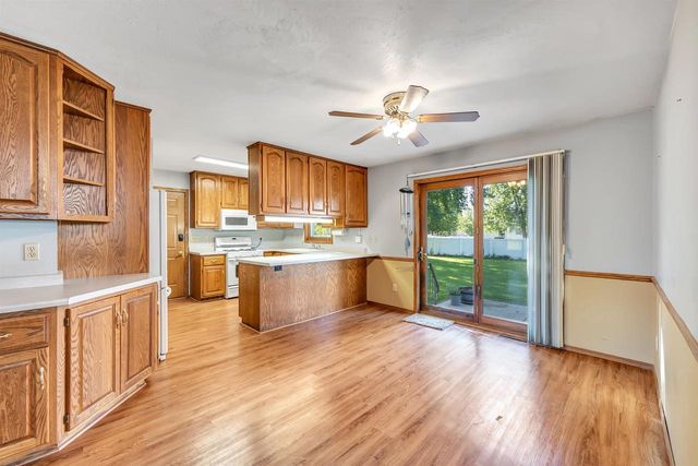 1233 DREWS DRIVE, De Pere, WI 54115