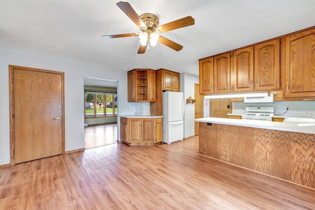 1233 DREWS DRIVE, De Pere, WI 54115