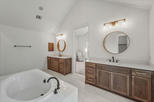 283 Painted Creek WAY, Kyle, TX 78640