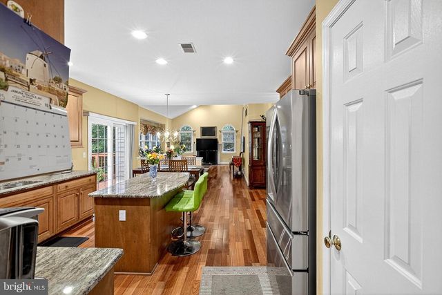 11 MORGAN LN, Media, PA 19063