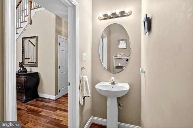 11 MORGAN LN, Media, PA 19063