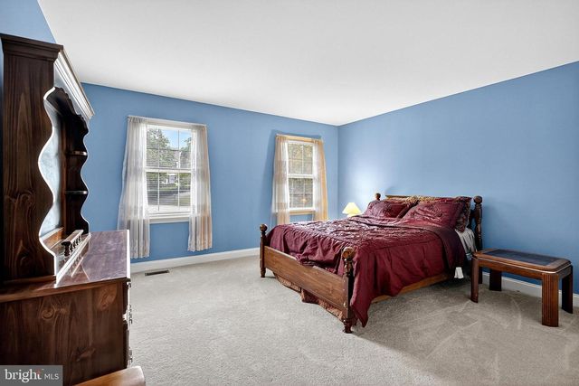 11 MORGAN LN, Media, PA 19063