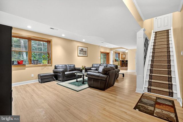 11 MORGAN LN, Media, PA 19063