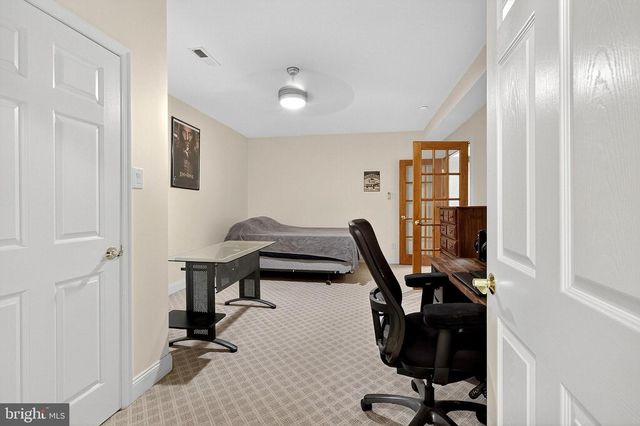 11 MORGAN LN, Media, PA 19063