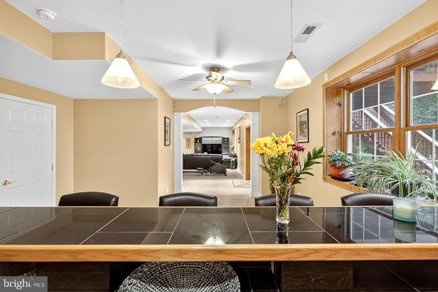 11 MORGAN LN, Media, PA 19063