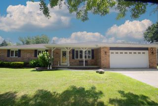 869 Briar COURT, Watertown, WI 53094