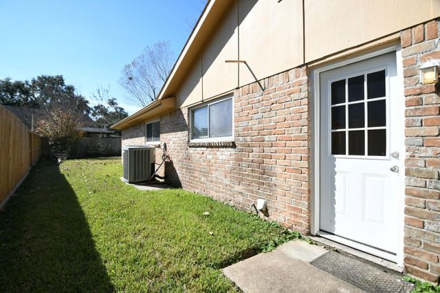 2503 Fall Meadow Drive, Missouri City, TX 77459