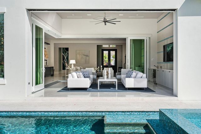 148 Thatch Palm Cove, Boca Raton, FL 33432