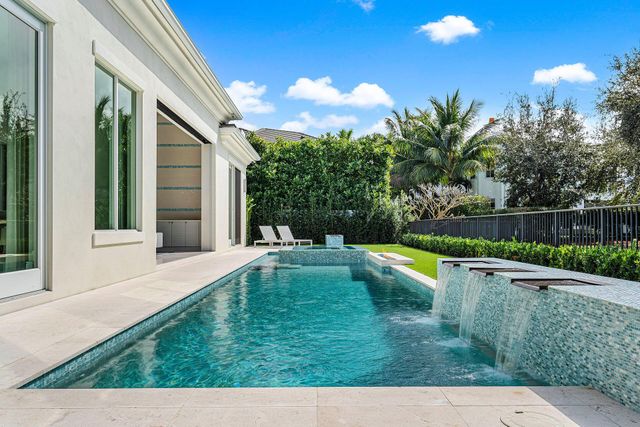 148 Thatch Palm Cove, Boca Raton, FL 33432